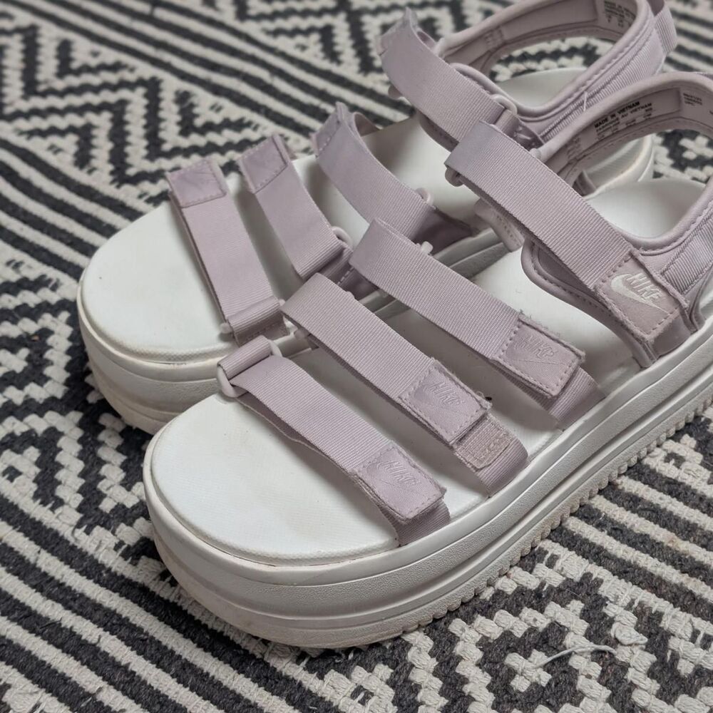 Nike Women's Pink and Purple Sandals